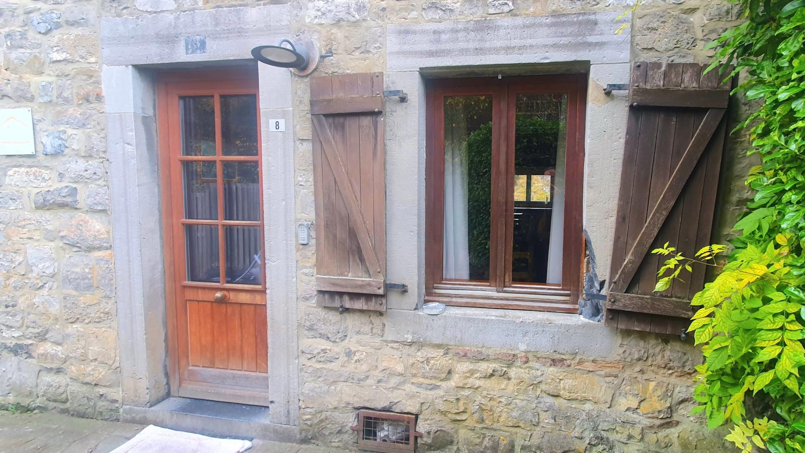 Gite de Montaigle-Exterior in summer
