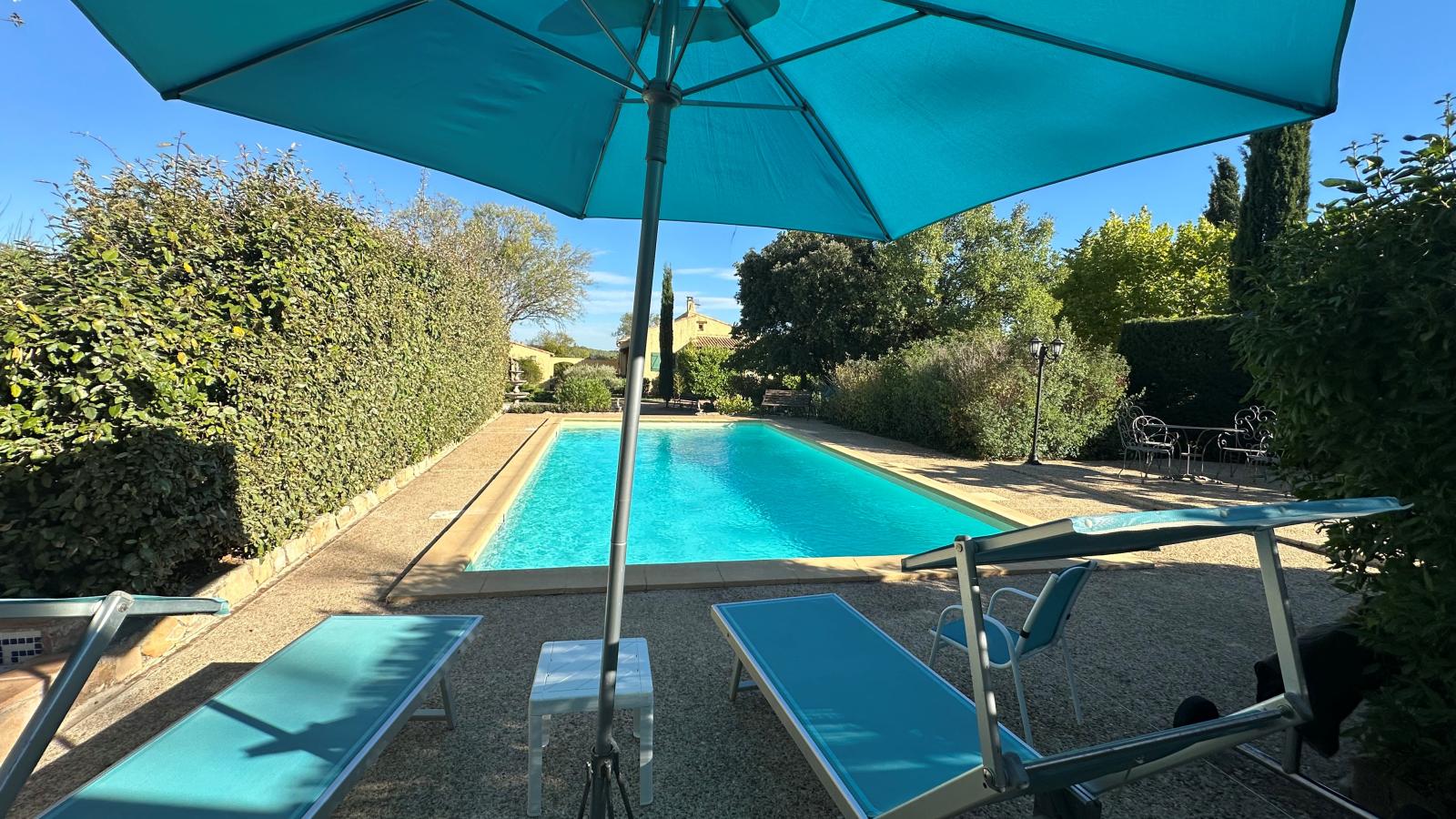 Le clos de la Tuf-Piscine