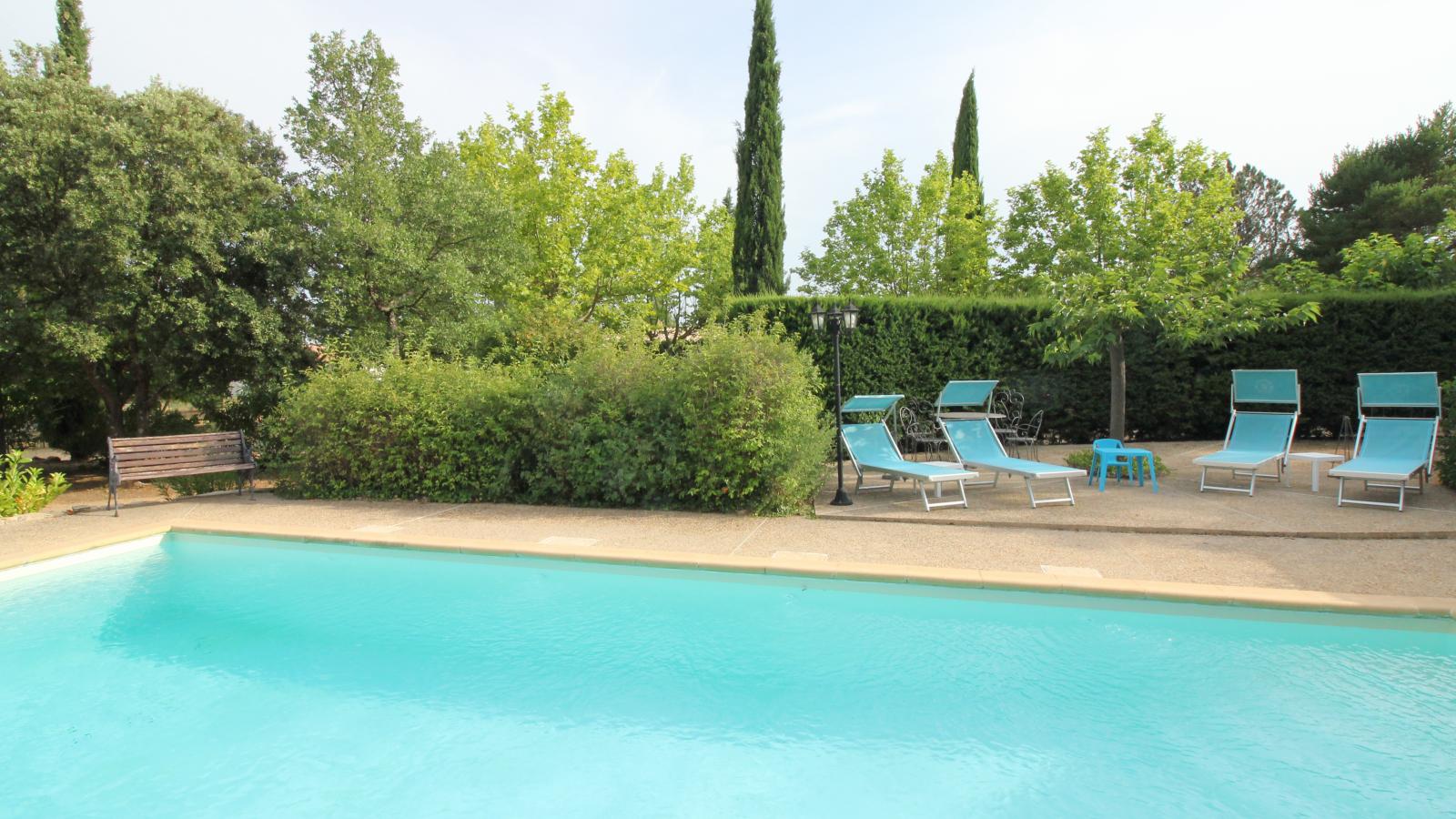 Le clos de la Tuf-Piscine