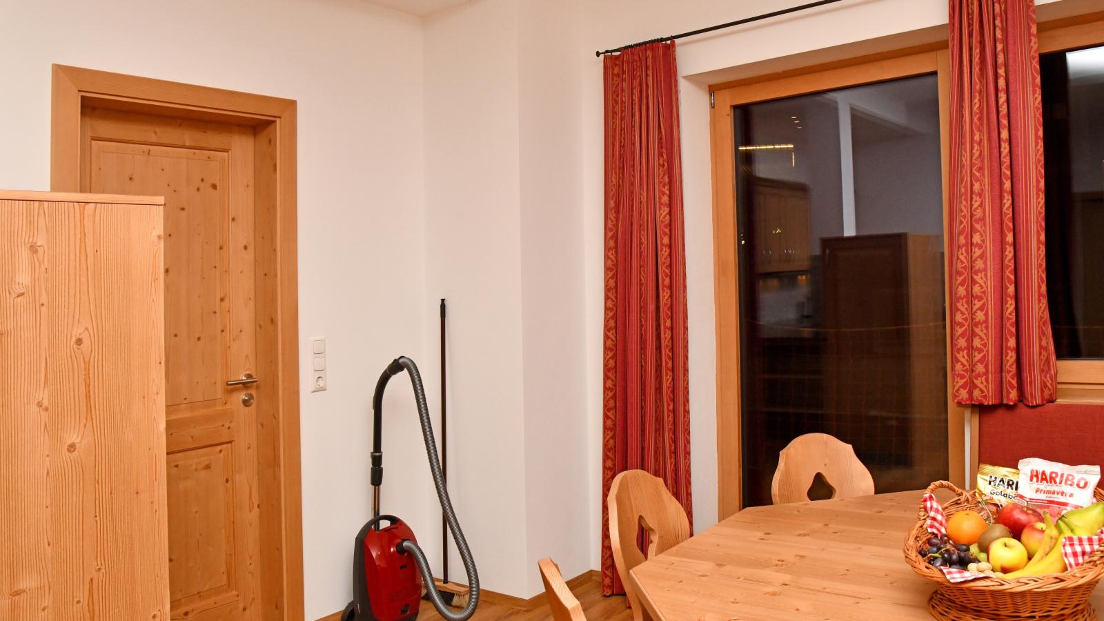 Apartments Next To The Ski Lift Ground Floor 2 - Süd-Wohnzimmer