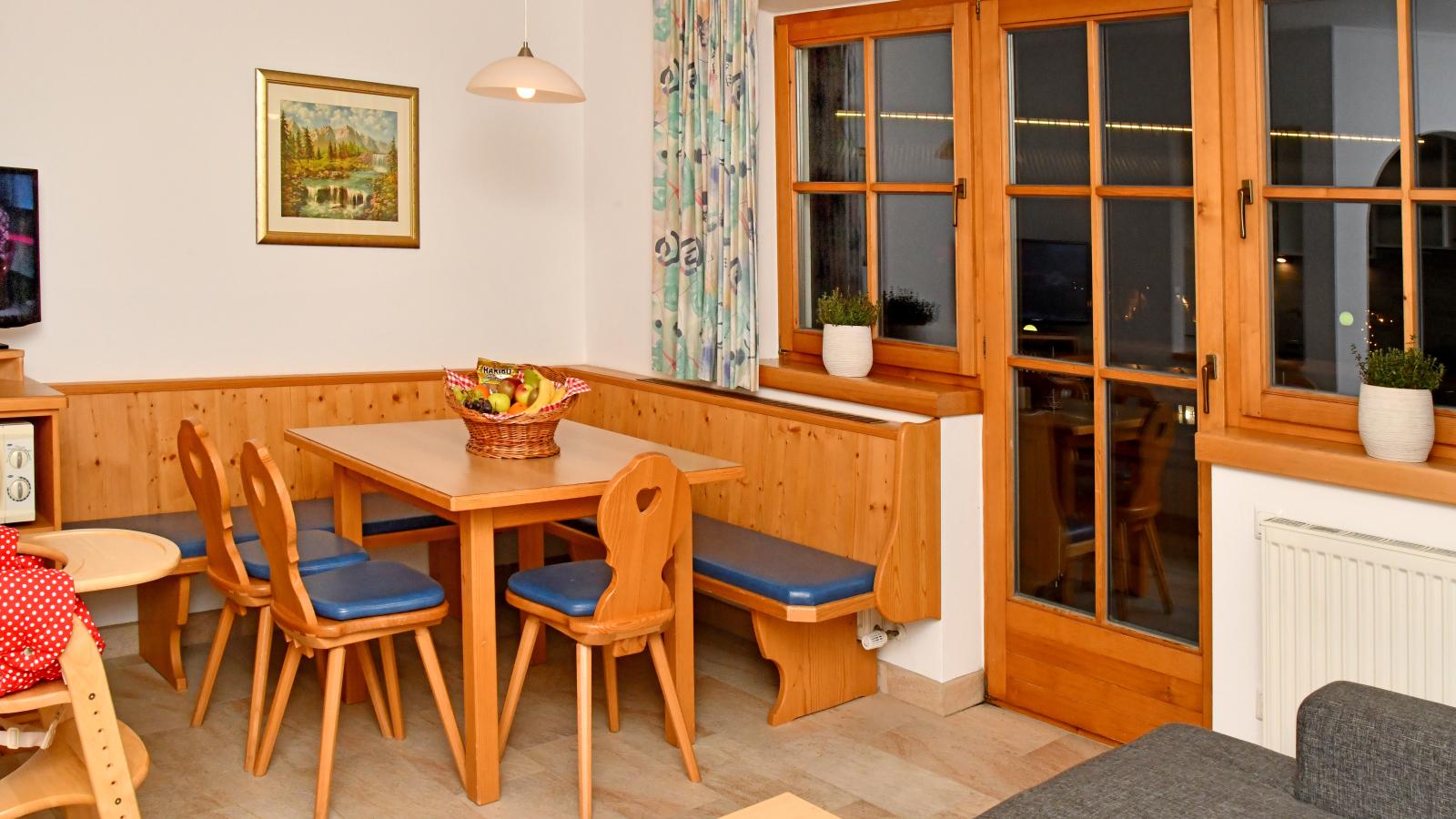 Apartment Next To The Skilift First Floor - Süd-Eetkamer