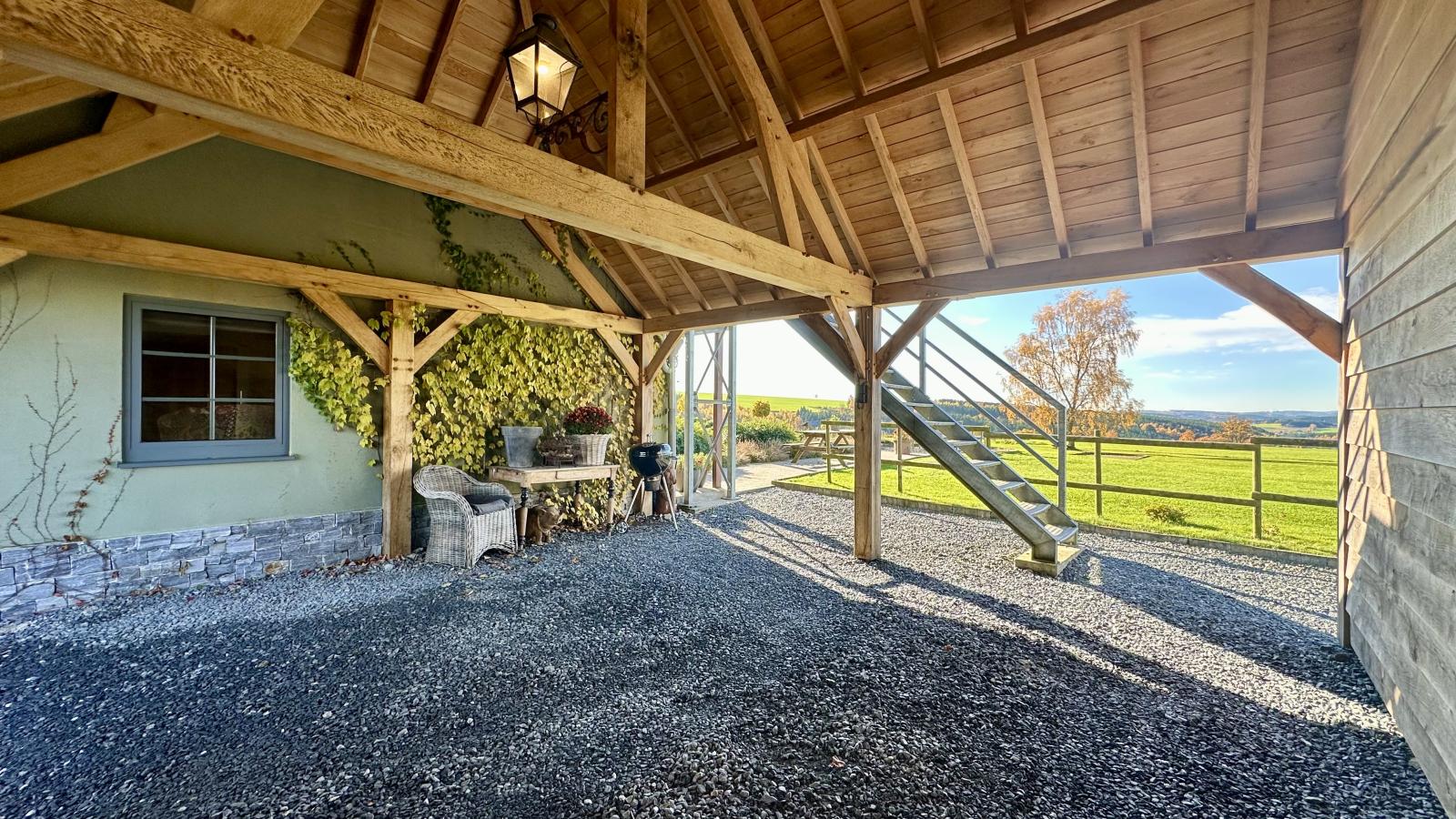 Petit Wilogne-Außenbereich Sommer