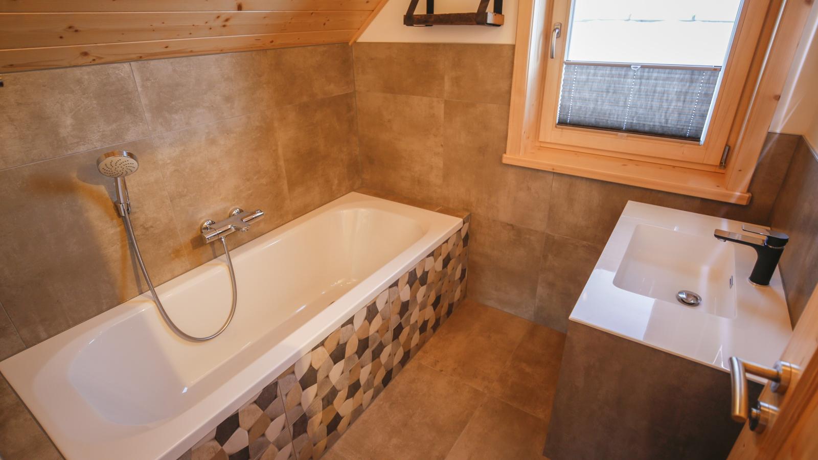 Designchalets Falkertsee-Badkamer