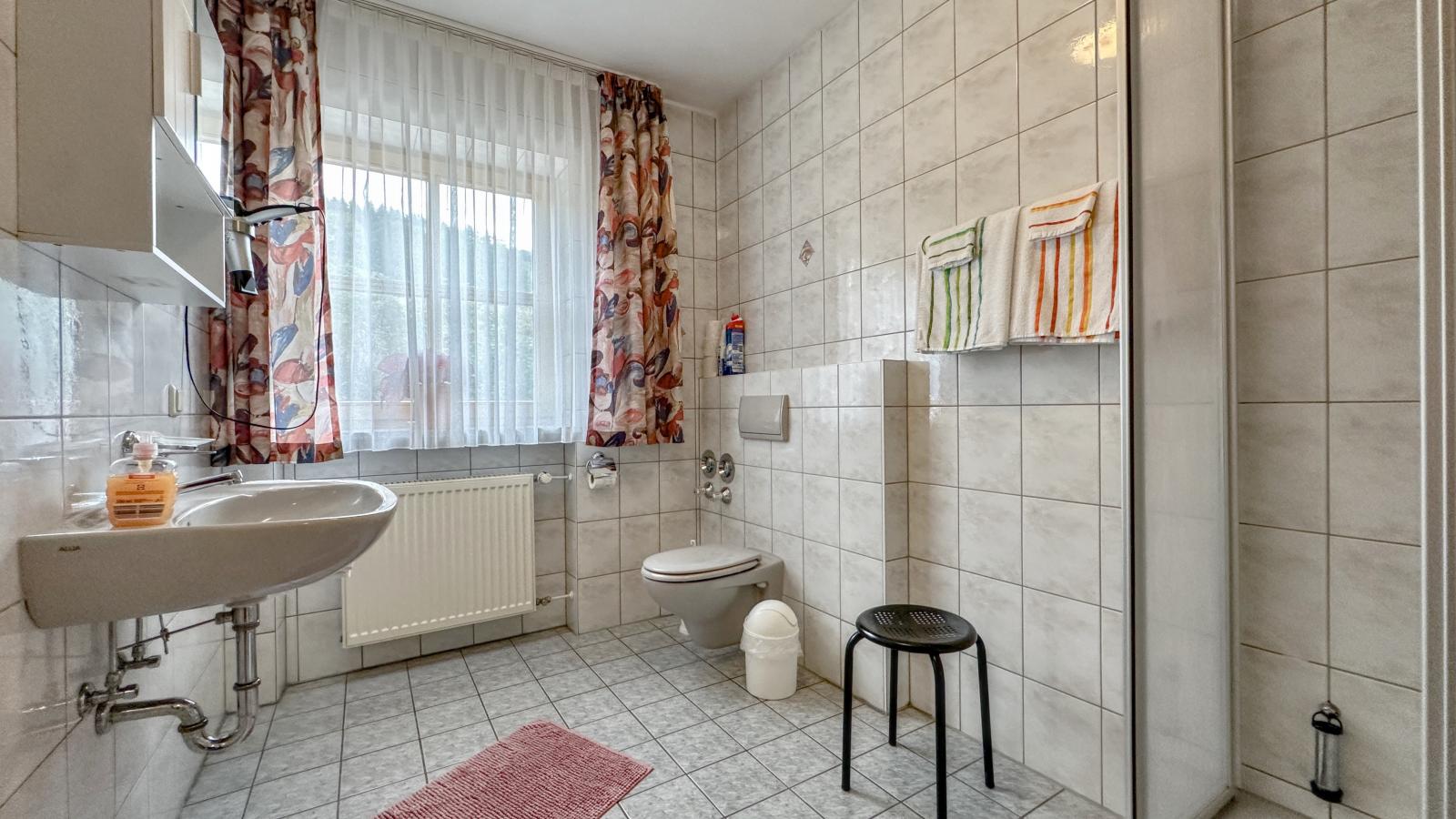 Blumenhof II-Bathroom