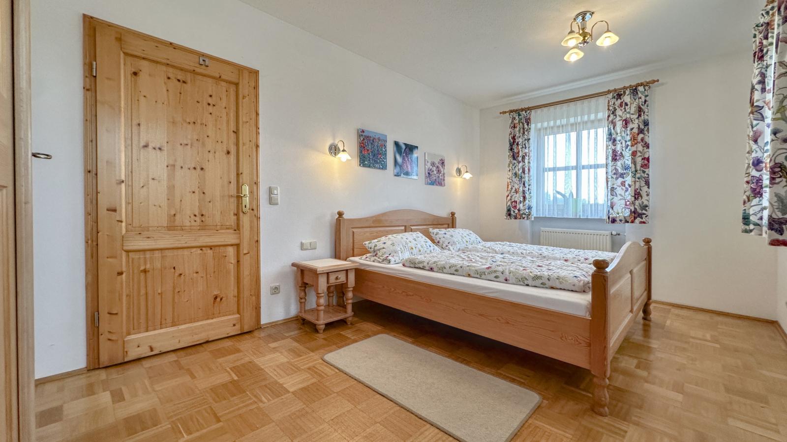 Blumenhof II-Bedroom