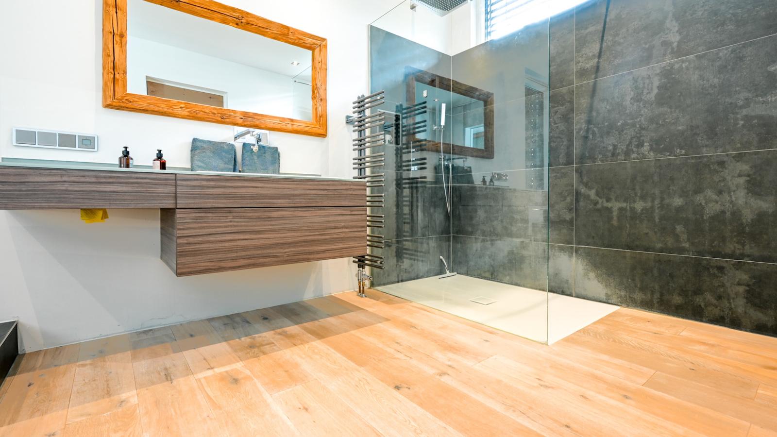 Alpin Chalet ARTE-Badkamer