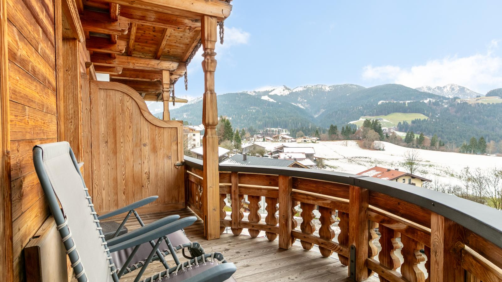 Landhaus Marchfeld Top 1  Top 2 Top 3-Terrasbalkon