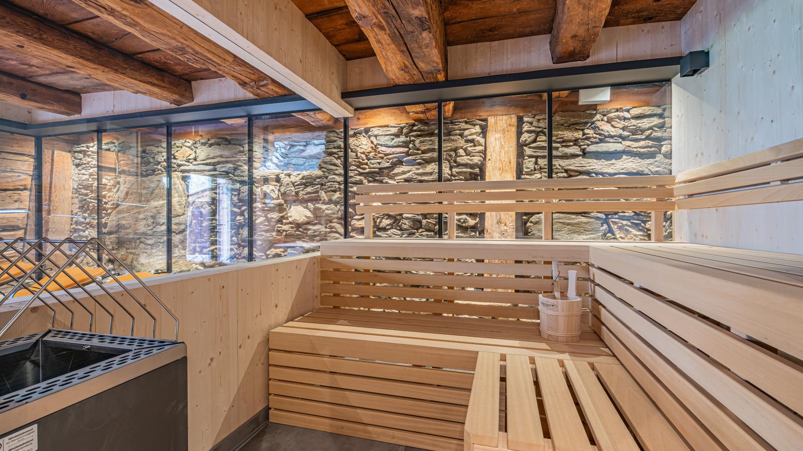 Raneburg 4 Almhaus-Sauna