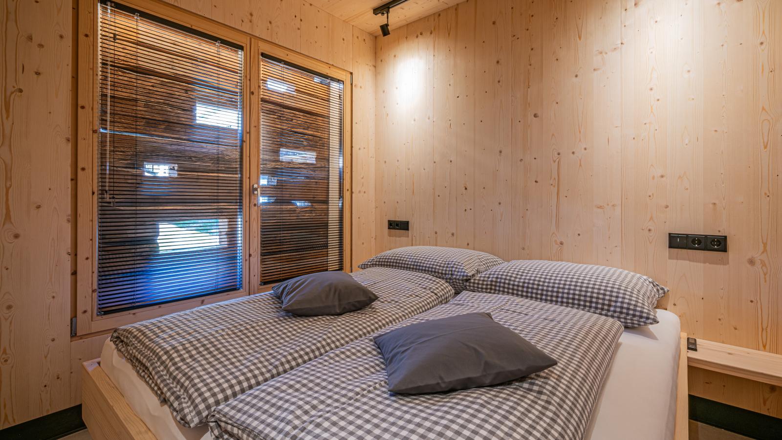 Raneburg 4 Futterhaus