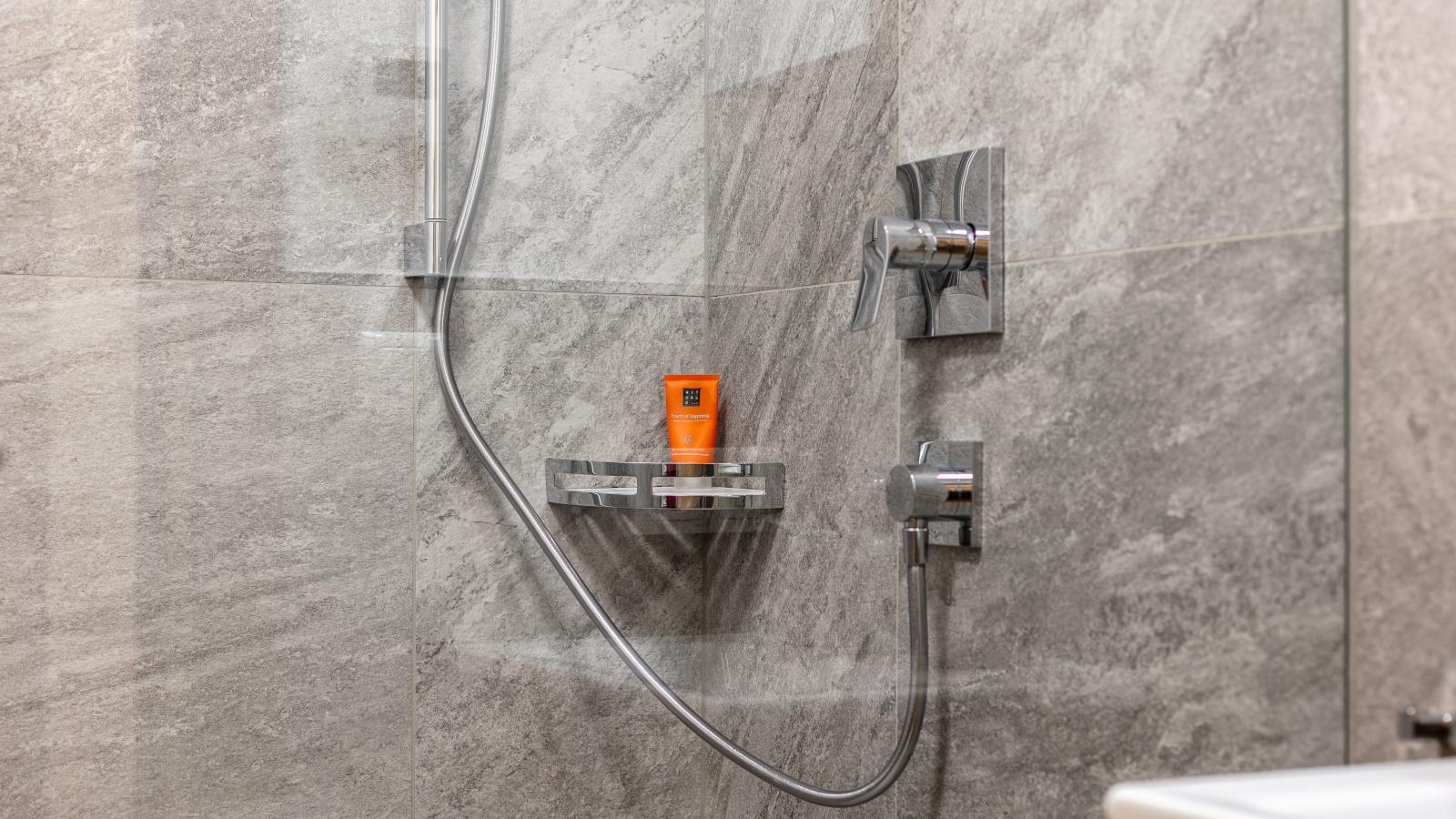 Tennerhof Apartments Top 1-Badkamer