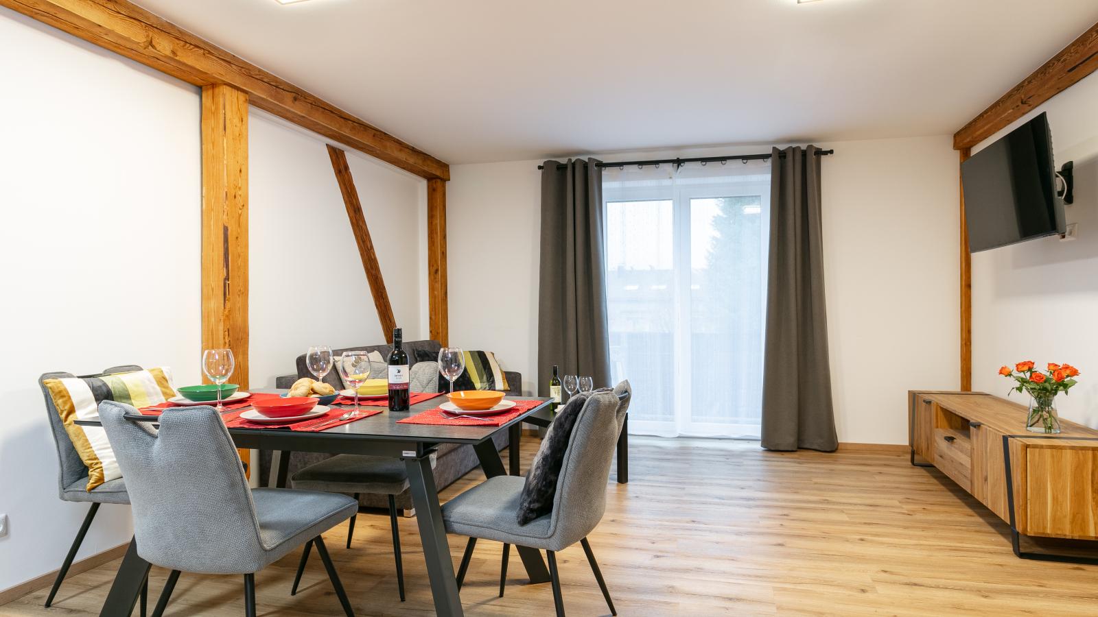 Tennerhof Apartments Top 3-Eetkamer