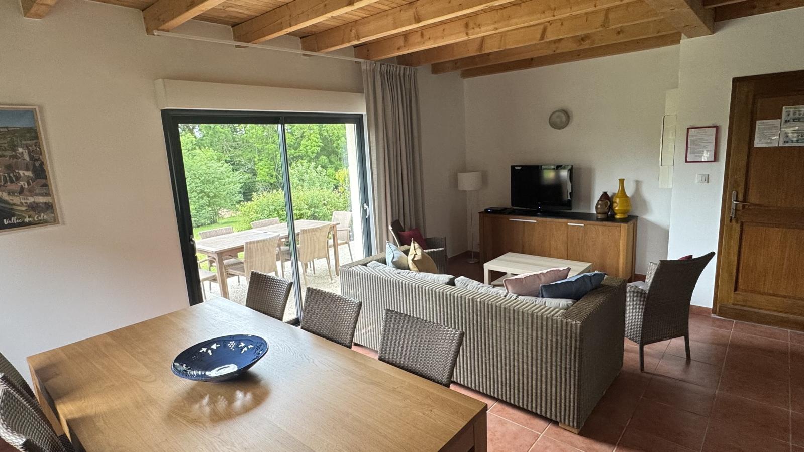 Lac Bleu nr 14-Eetkamer