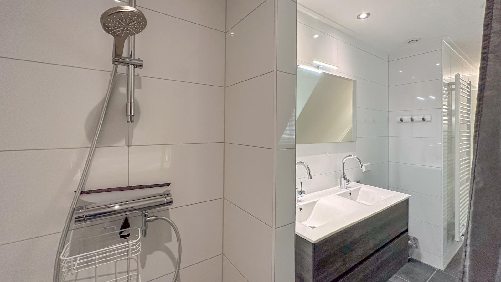 Happy Beach 50-Badkamer