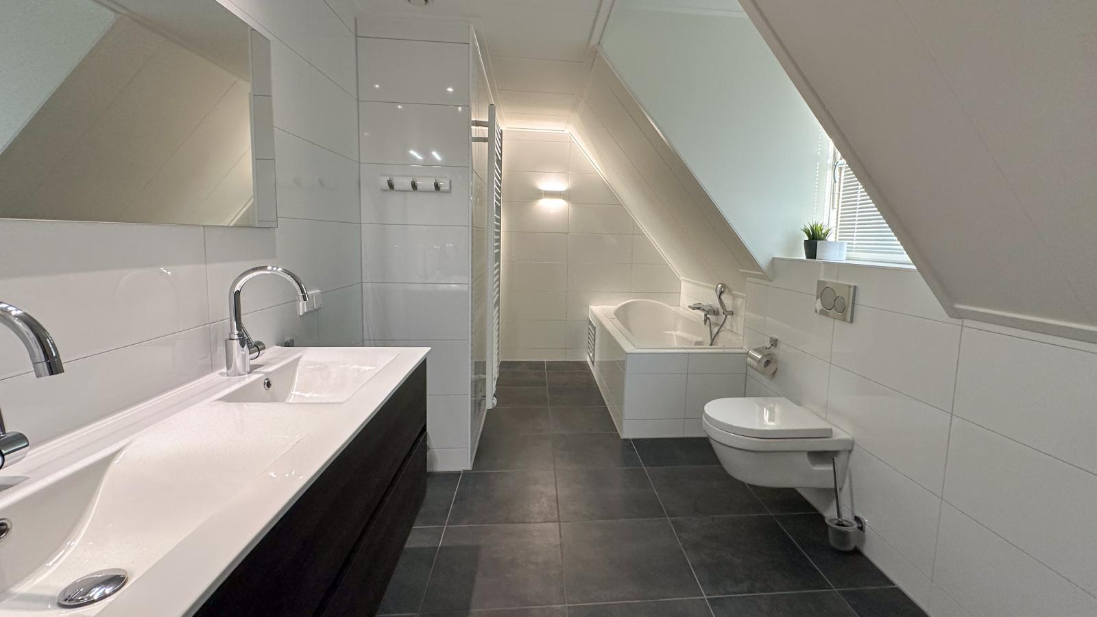 Happy Beach 50-Badkamer