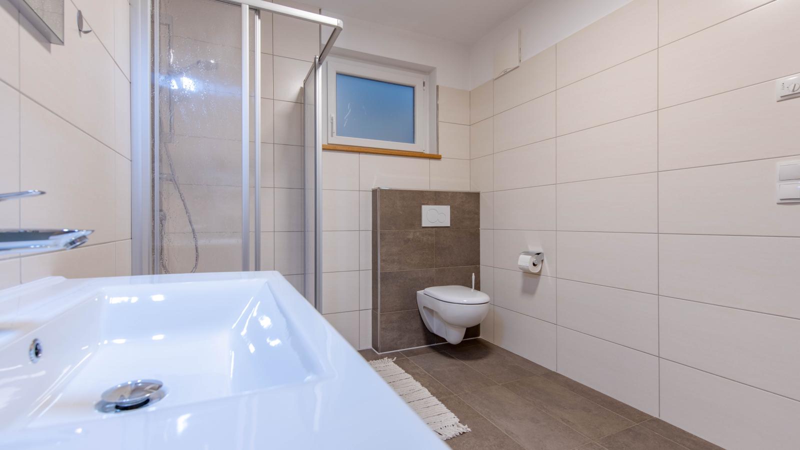 Mountain Apartment-Badkamer