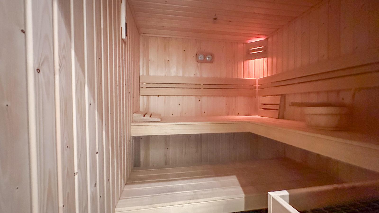 Dune Deluxe 77-Sauna