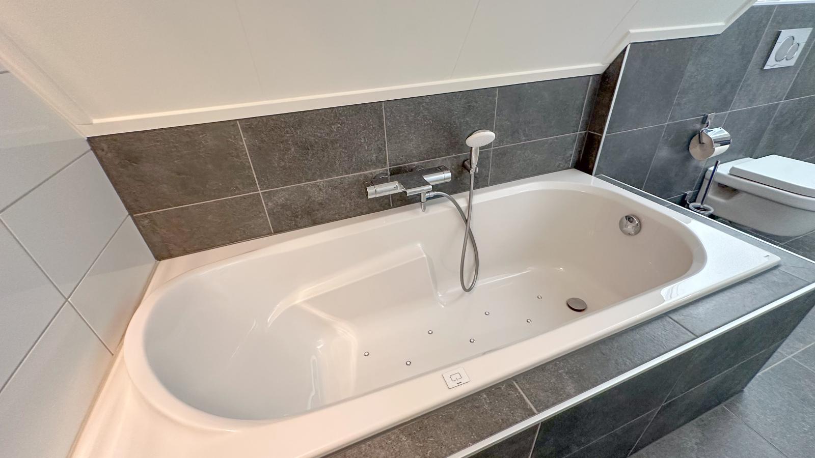 Dune Deluxe 77-Badkamer