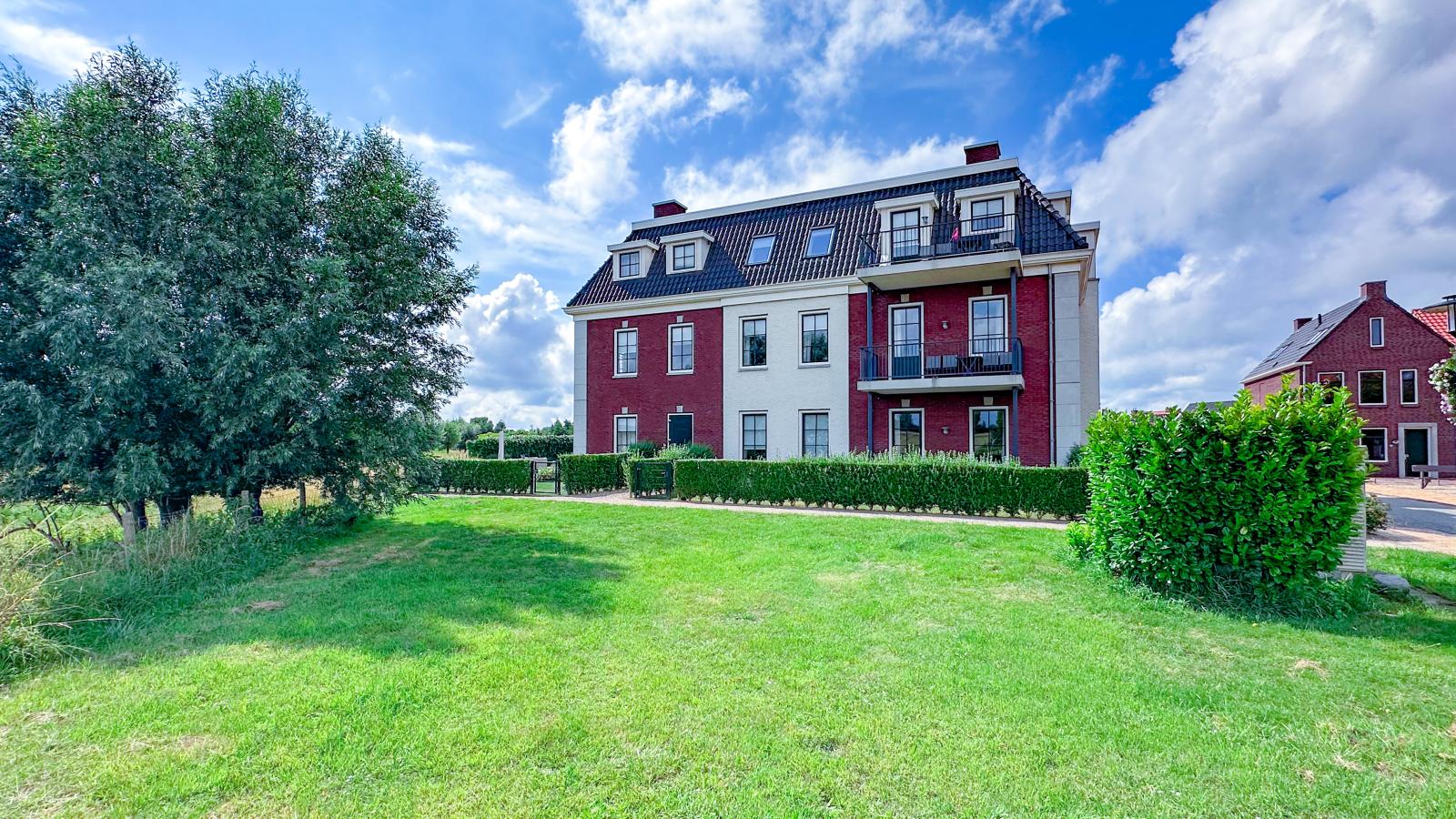 SeaLuxe Suite 27D-Buitenkant zomer