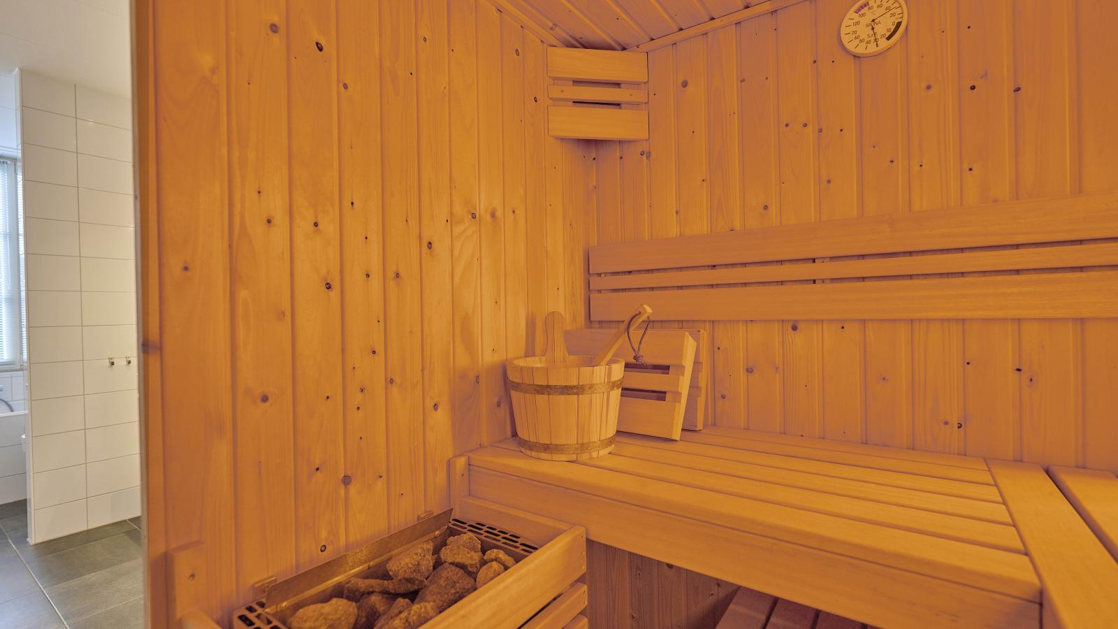 SeaLuxe Residence 27C-Sauna