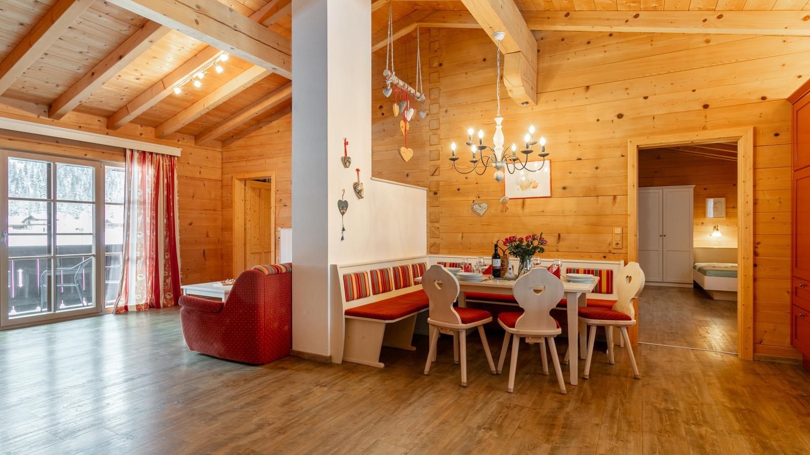 Lahnerhorn  Marchenthorn-Salle à manger