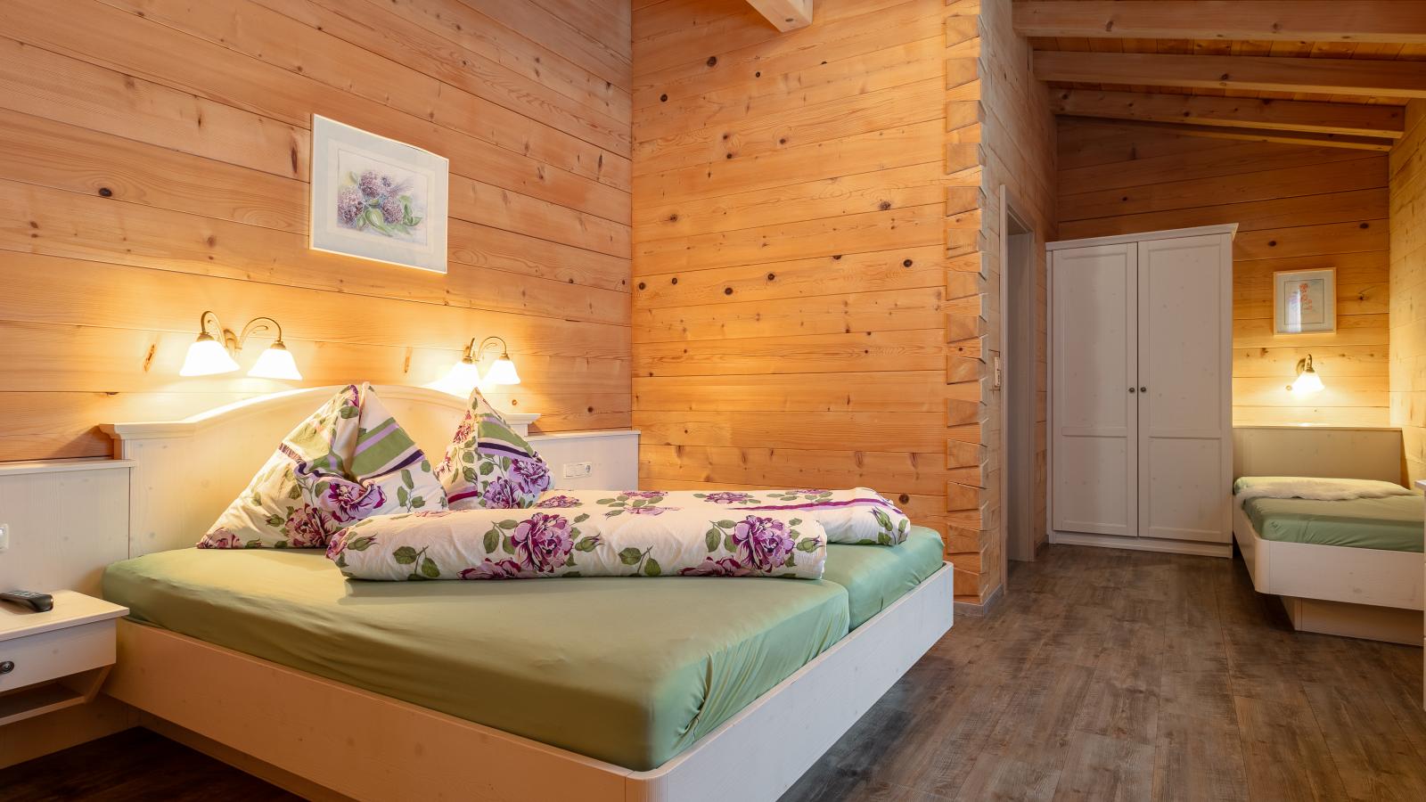 Lahnerhorn  Marchenthorn-Chambre