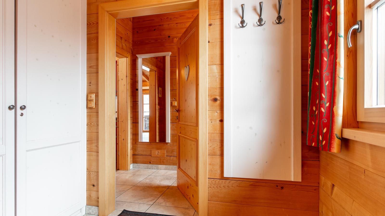 Lahnerhorn  Marchenthorn-Intérieur