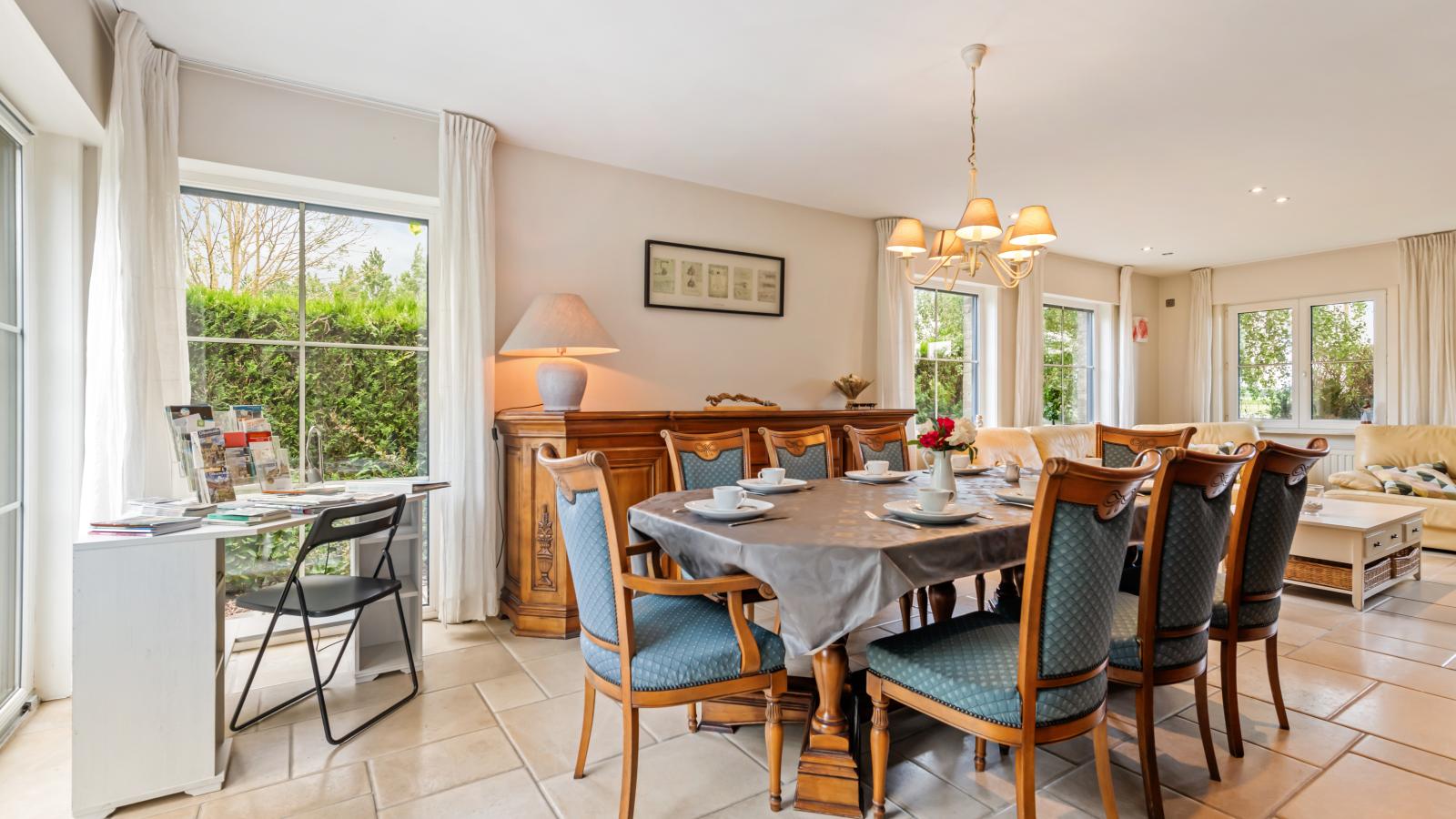 Frontzate - Dining room