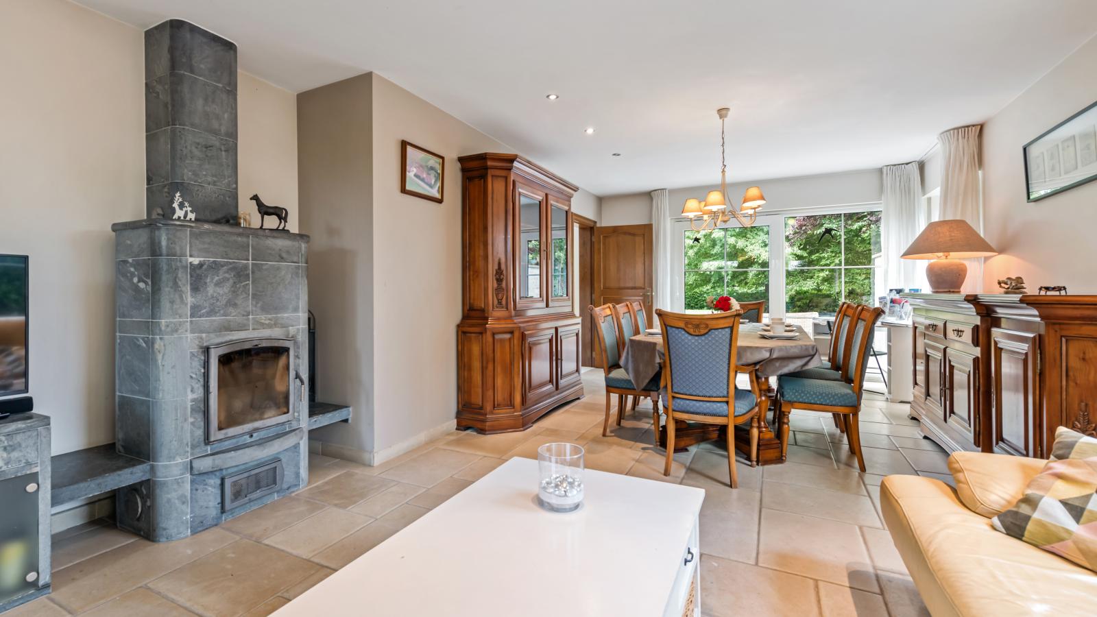 Frontzate - Living room
