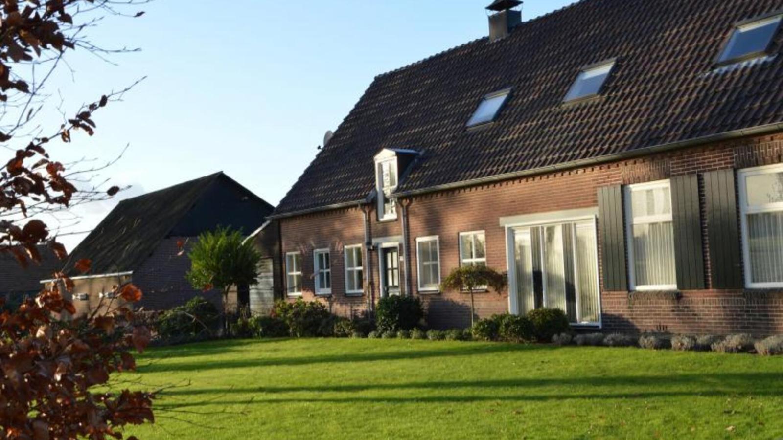 De open schuur-Buitenkant zomer