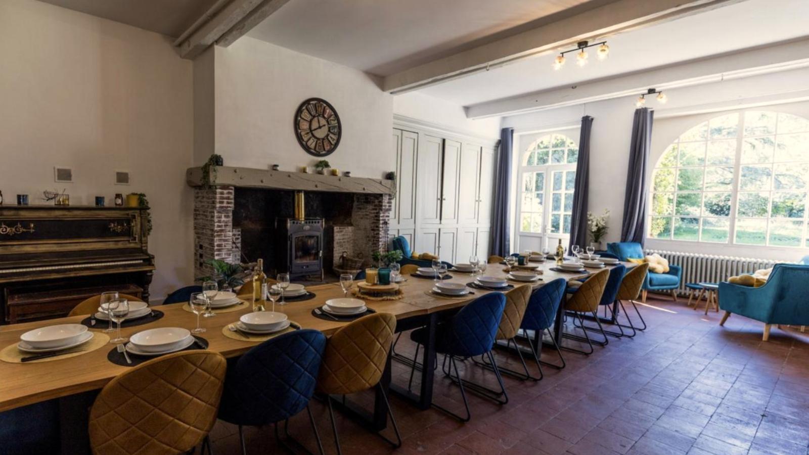 Au ptit Tchestê-Eetkamer