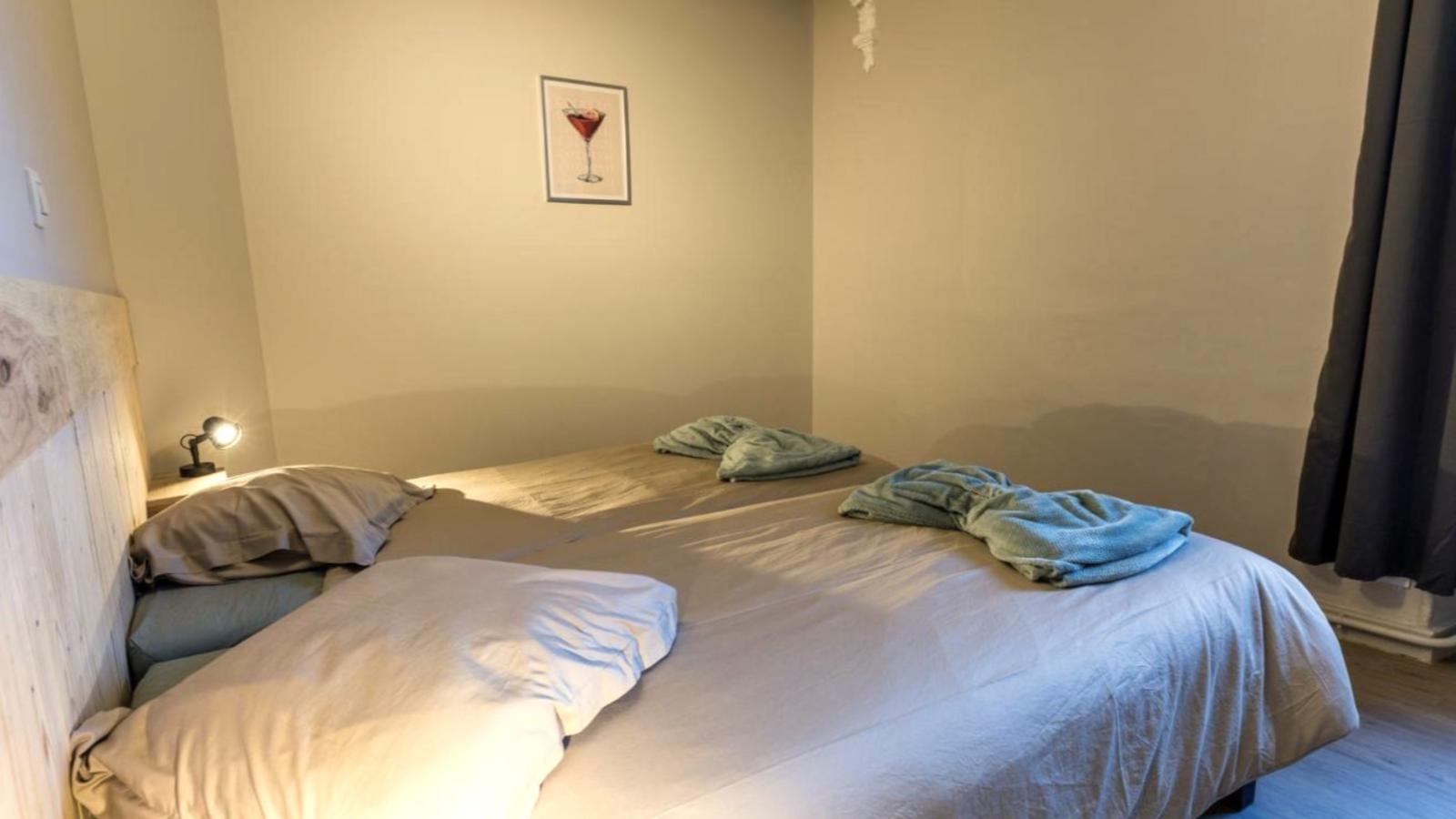 Au ptit Tchestê-Slaapkamer