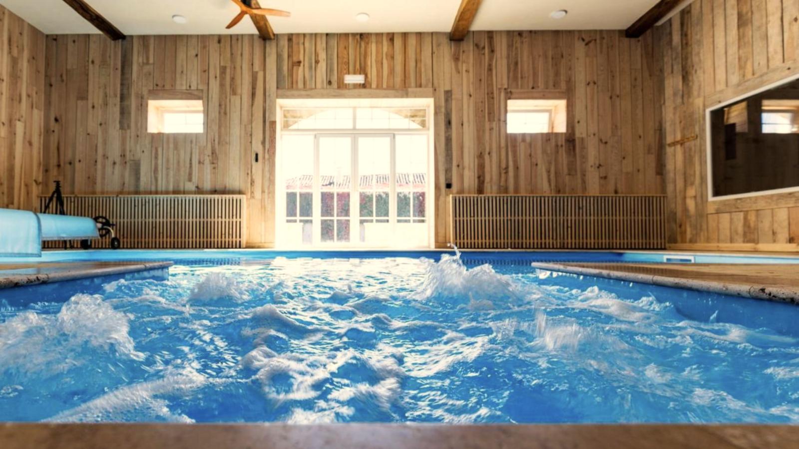 Au ptit Tchestê-Zwembad