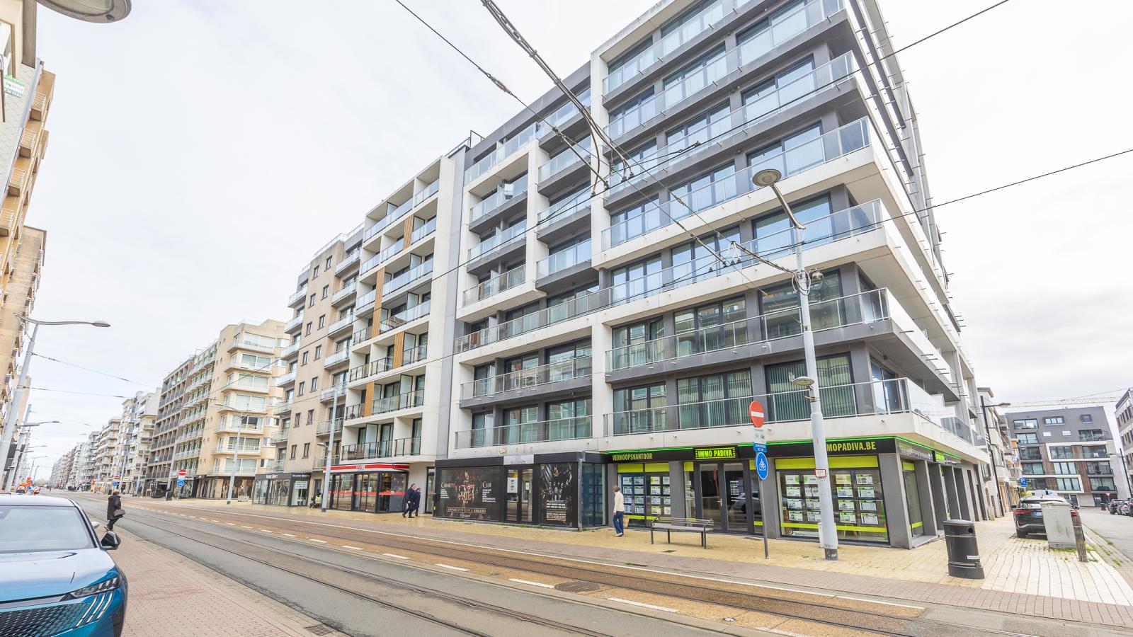 Kingston I - 0701  park 3-Outdoor