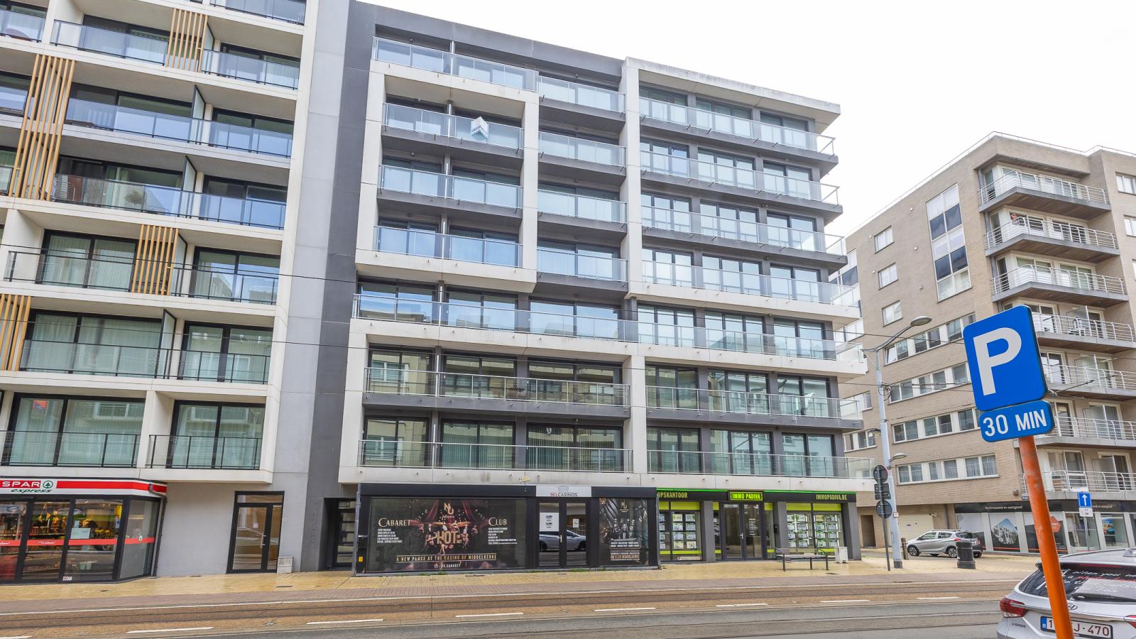 Kingston I - 0701  park 3-Outdoor