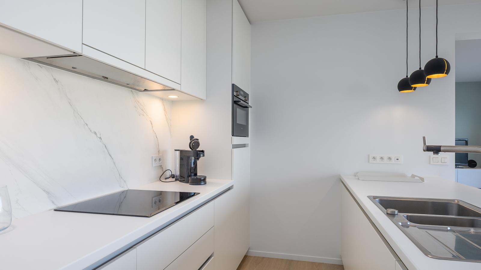 Wimbledon Westende - 0306-Kitchen