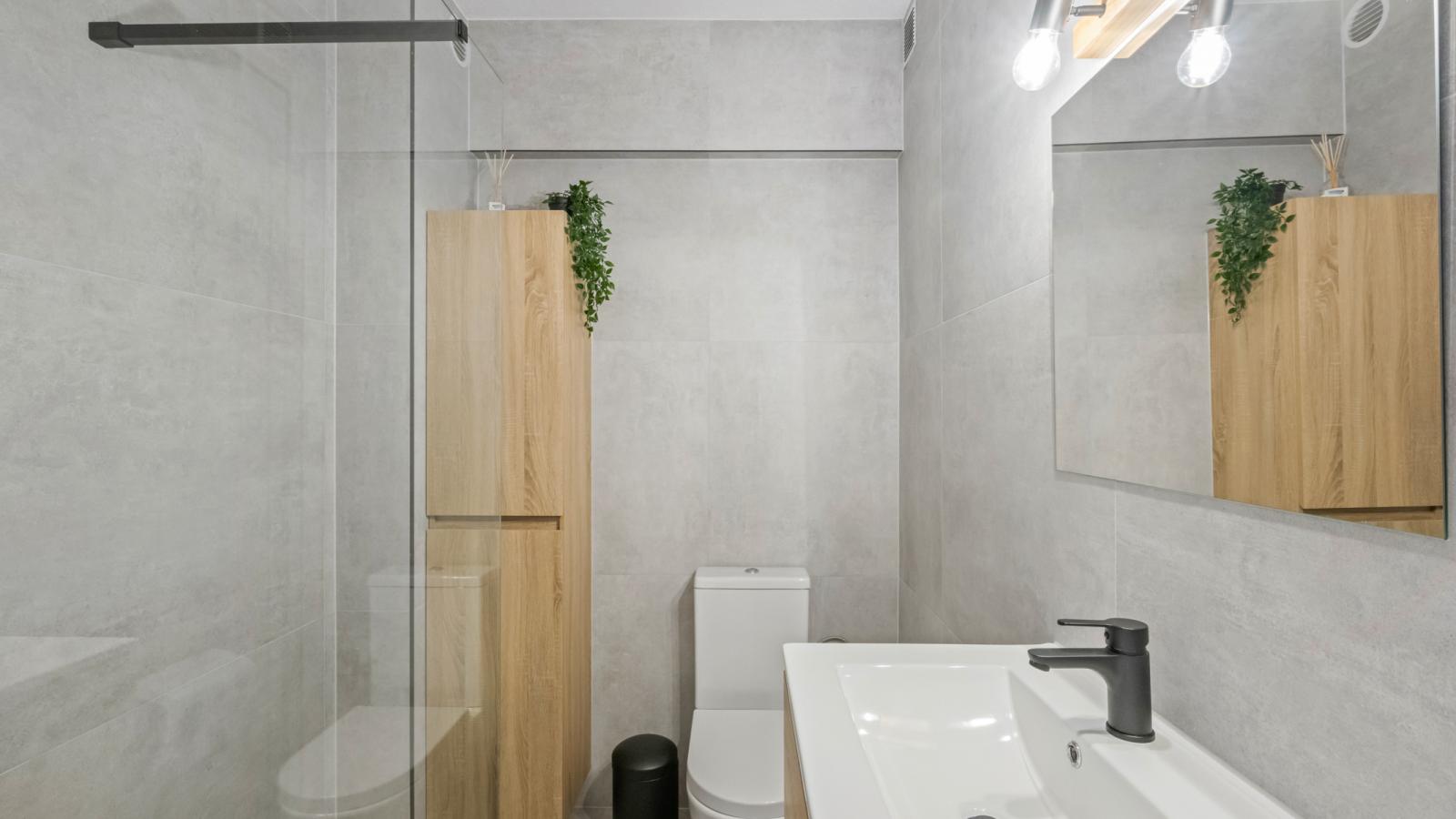 Malibu Beach - 4A-Bathroom