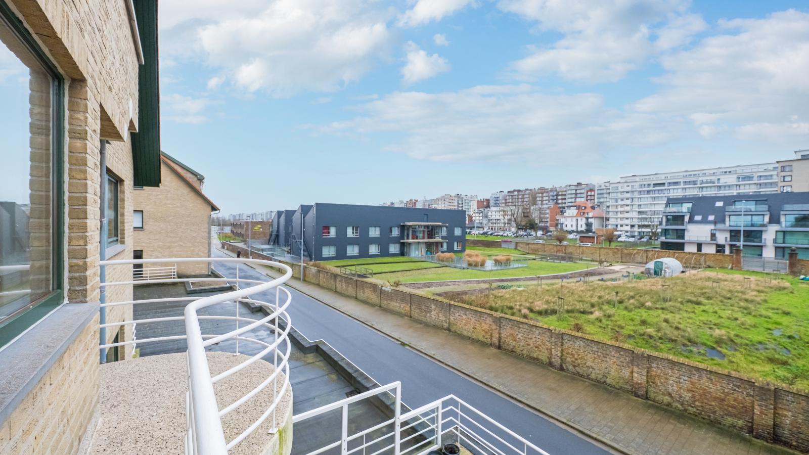 Duindal I - 0201 + box K6