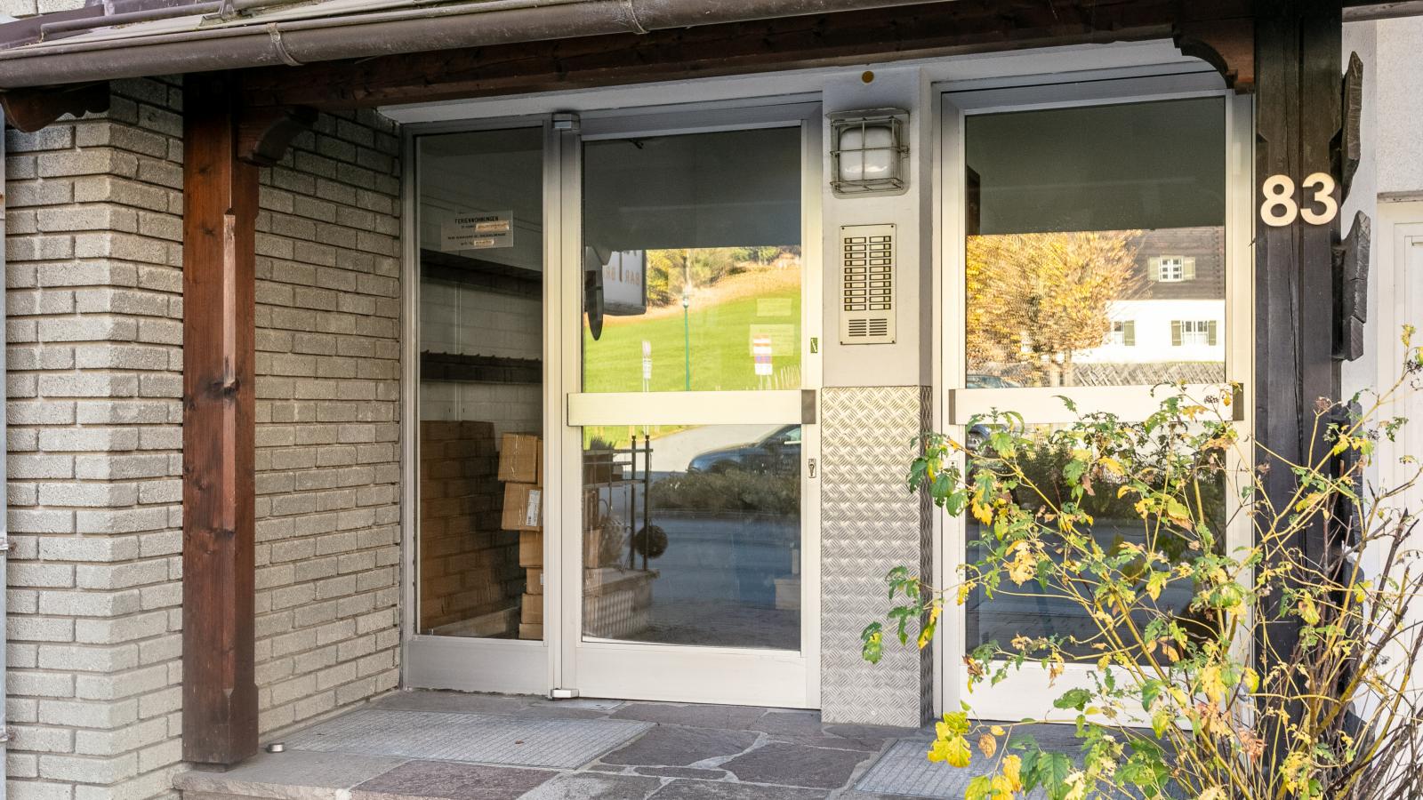 Brixen Alpin Living Top 18-Hal-ontvangst