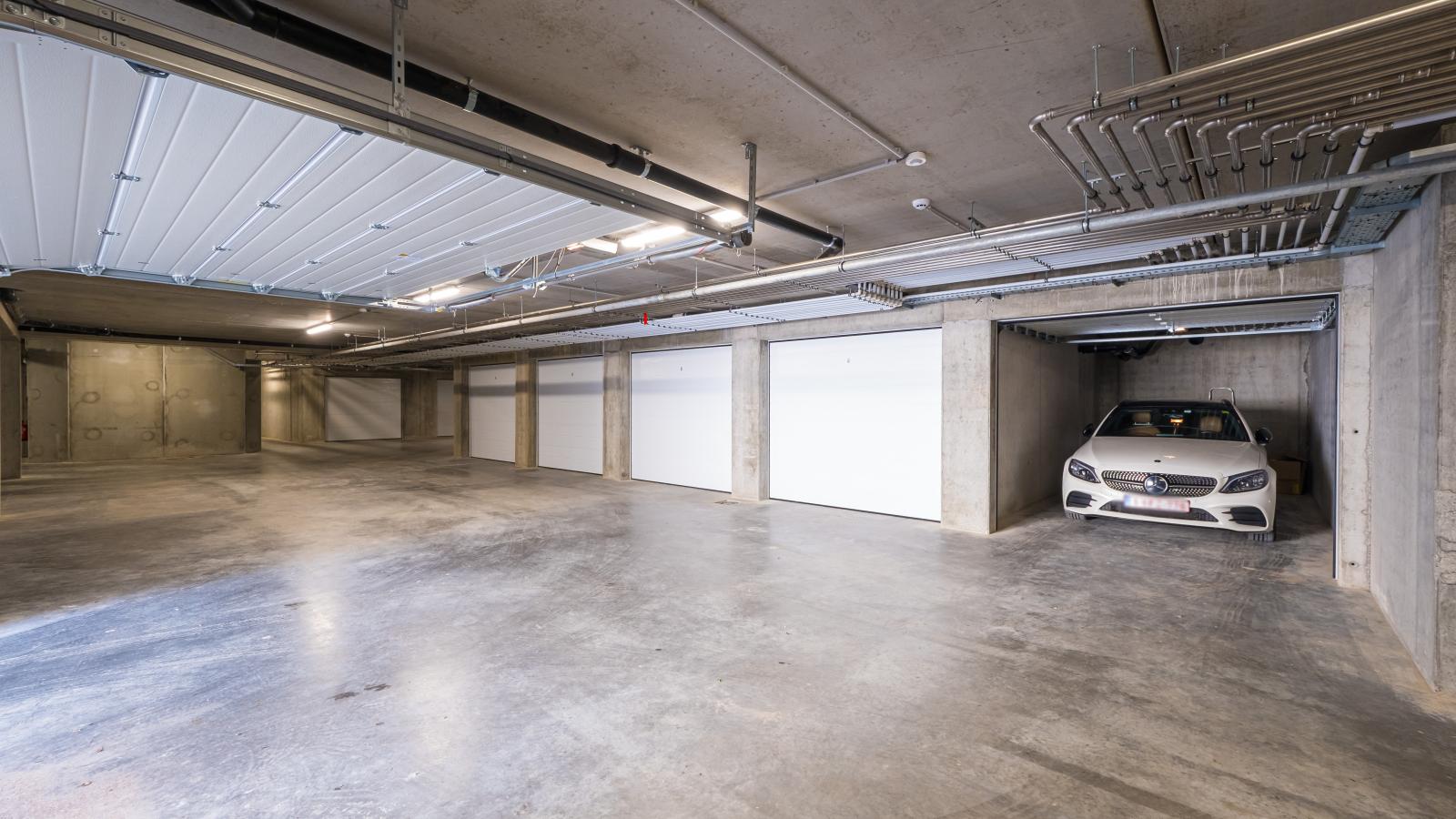 Matisse - 0101 + box 8-Buitenlucht