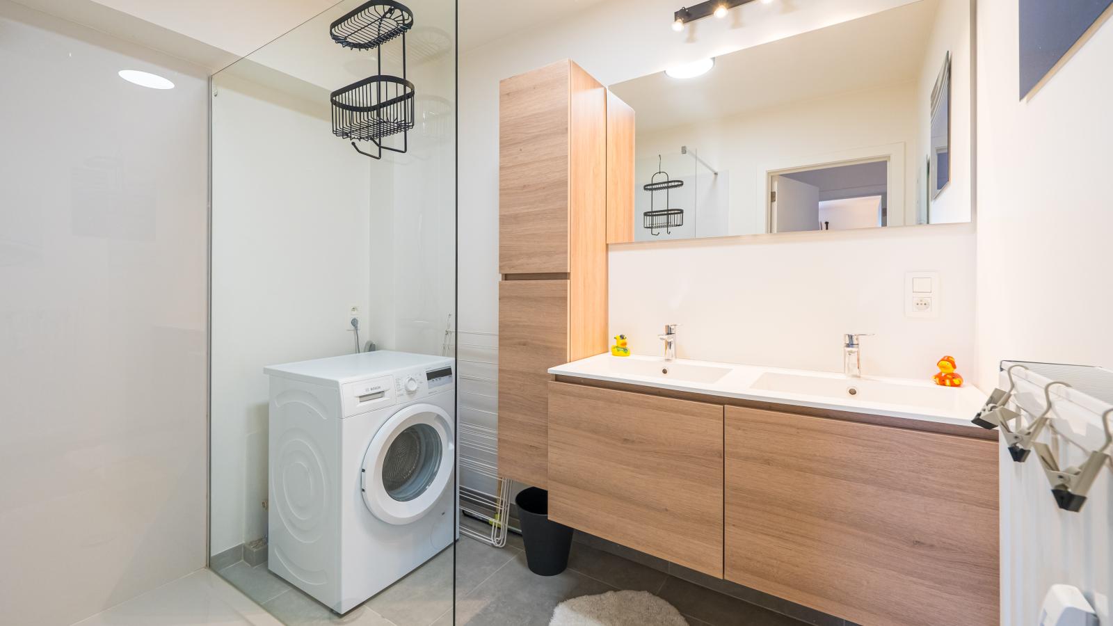 Majestic - 0505-Badezimmer