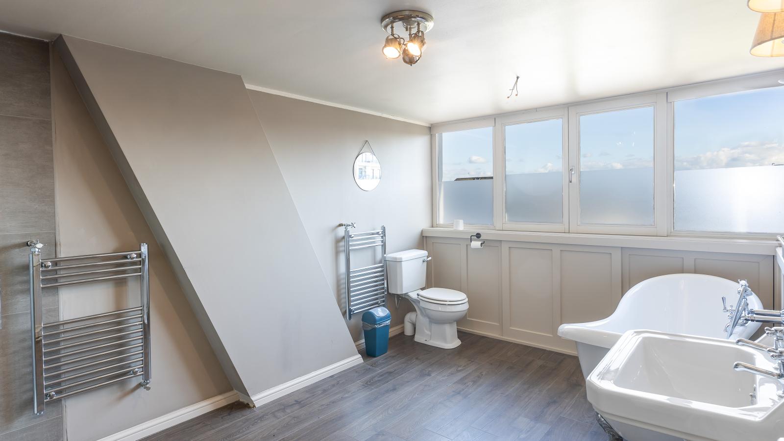 Woning - Onderwijsstraat-Badkamer