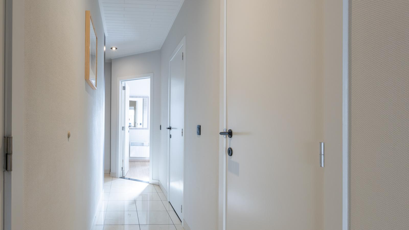 Vandenheuvel - 0406-Hall / réception