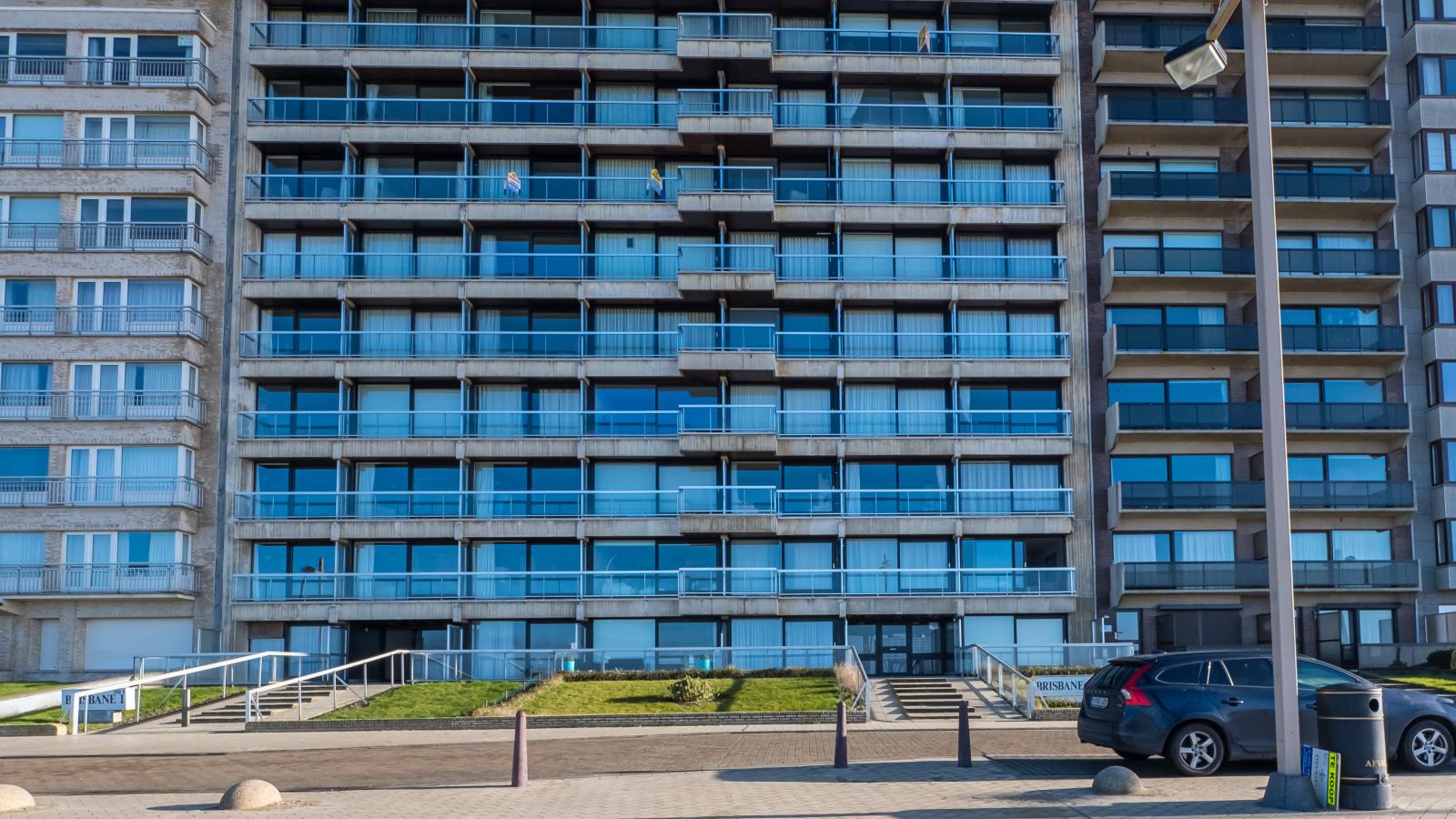 Brisbane II - 0202 + parking 35 (Zeegalm)-Im Freien