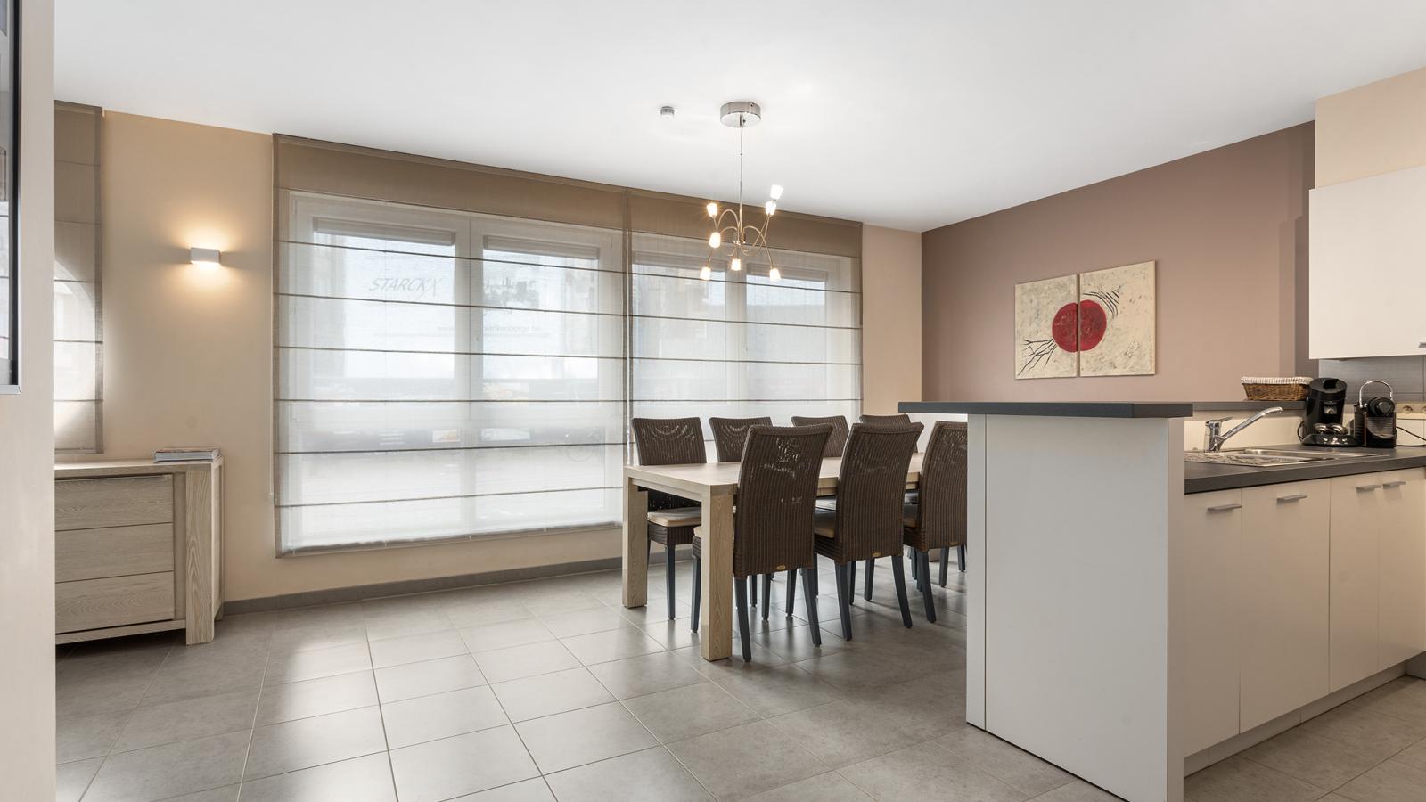 Zeetrapper - 001-Salon