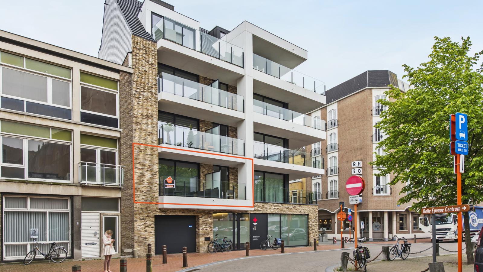 Zenith - 0105-Extérieur