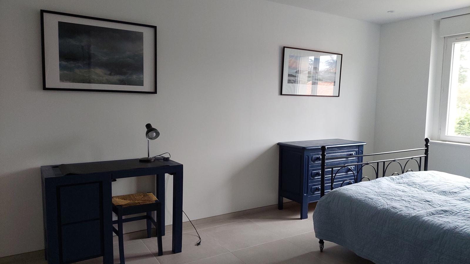 Maison des Prairies-Bedroom