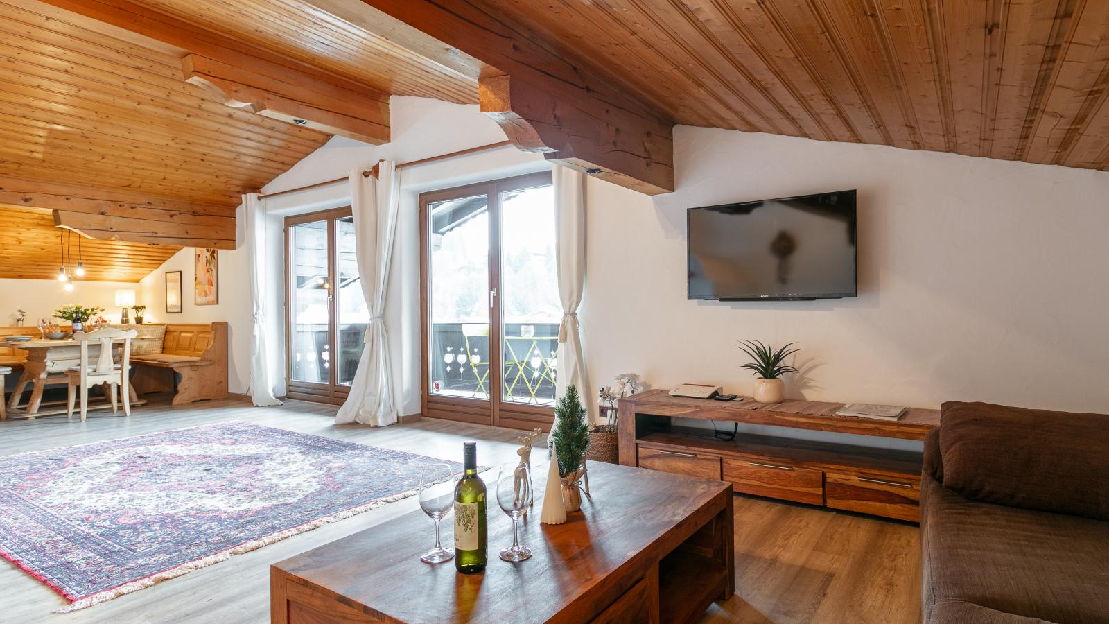 FamilienLodge Reith-Woonkamer