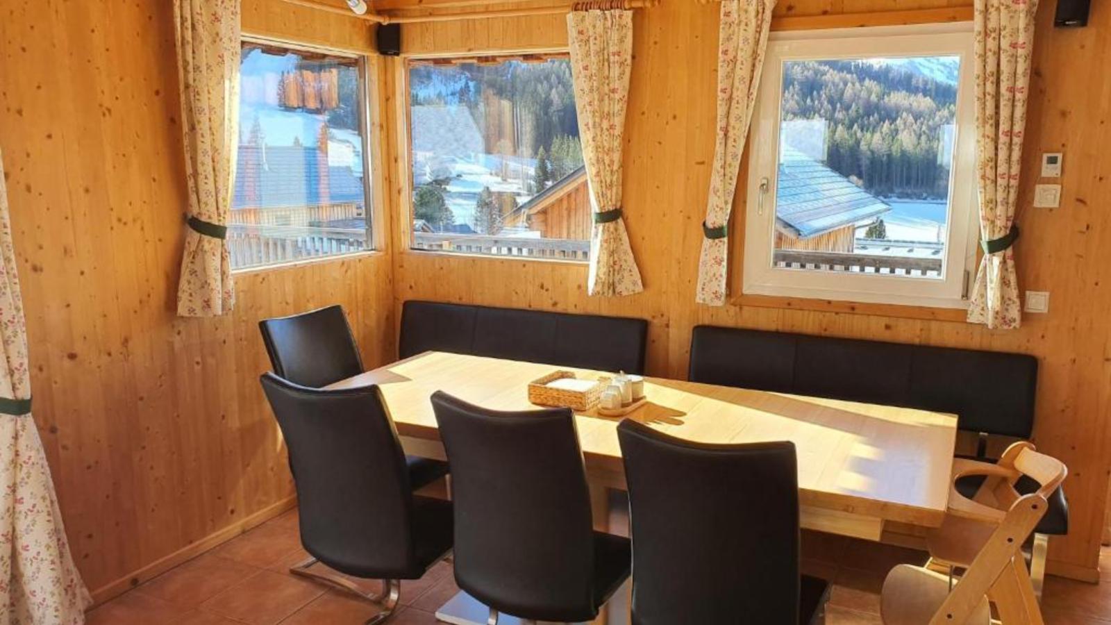 Tauern Lodge-Eetkamer