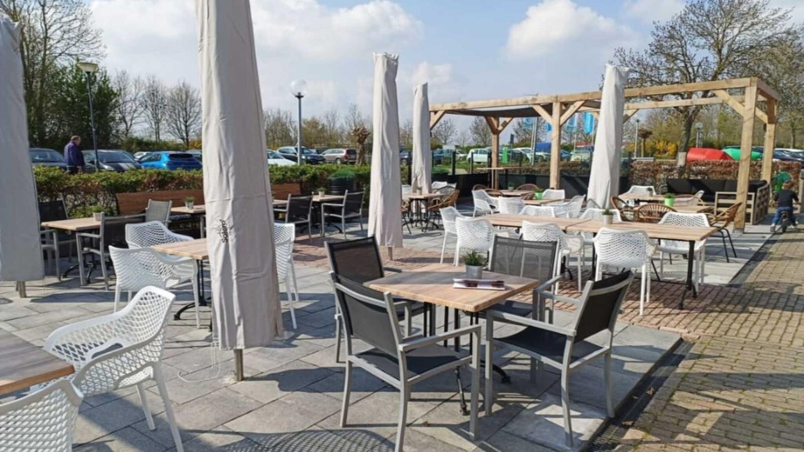 Scheldeoord 54-Parkfaciliteiten