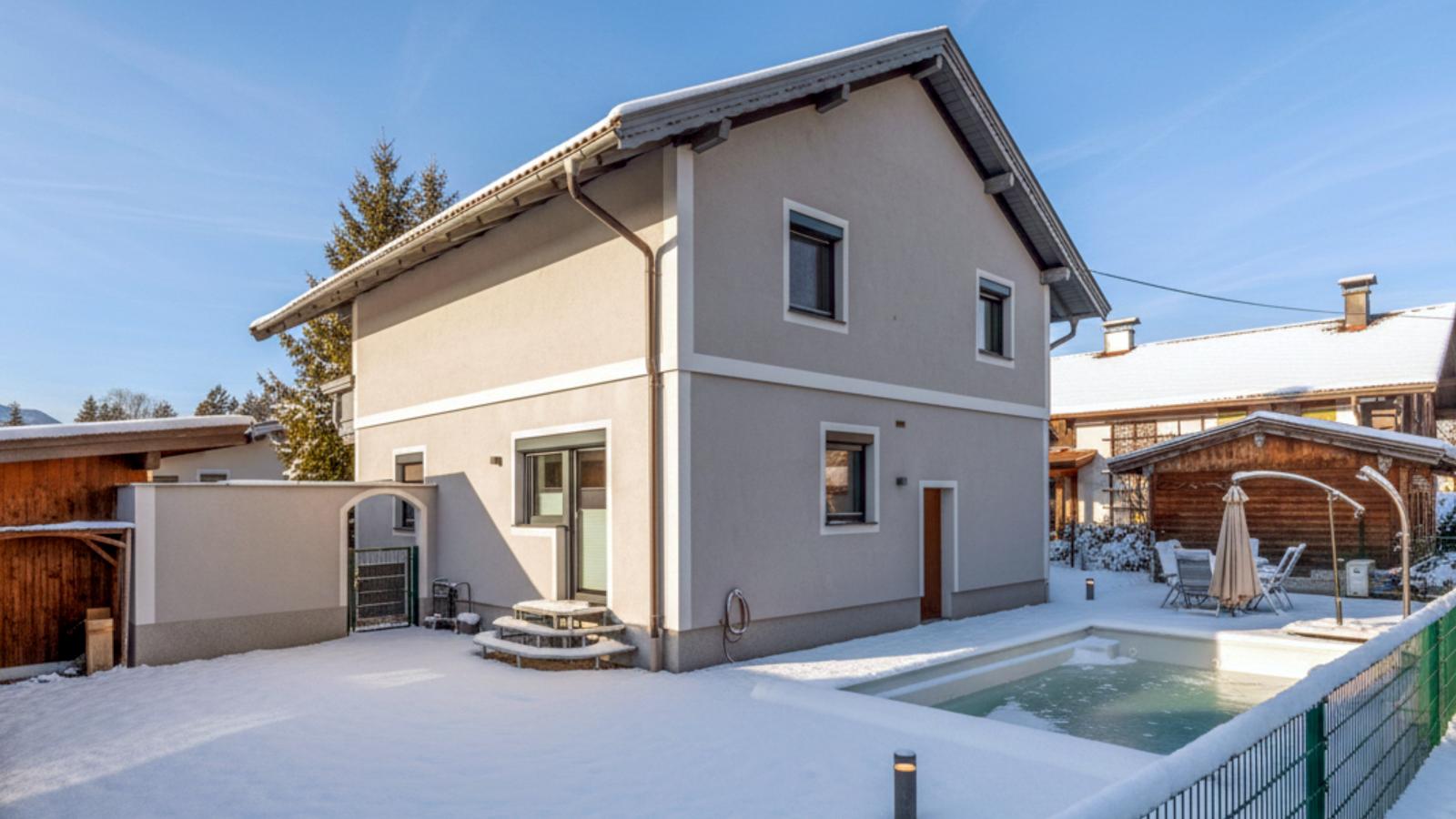 Kaiser Chalet Ebbs-Exterieur winter